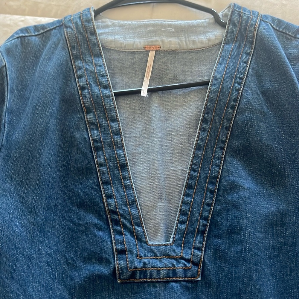 FREE PEOPLE TOP - Picture 2 of 14